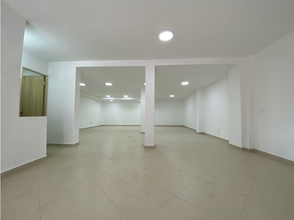SE ARRIENDA LOCAL EN ZONA CENTRO ENVIGADO