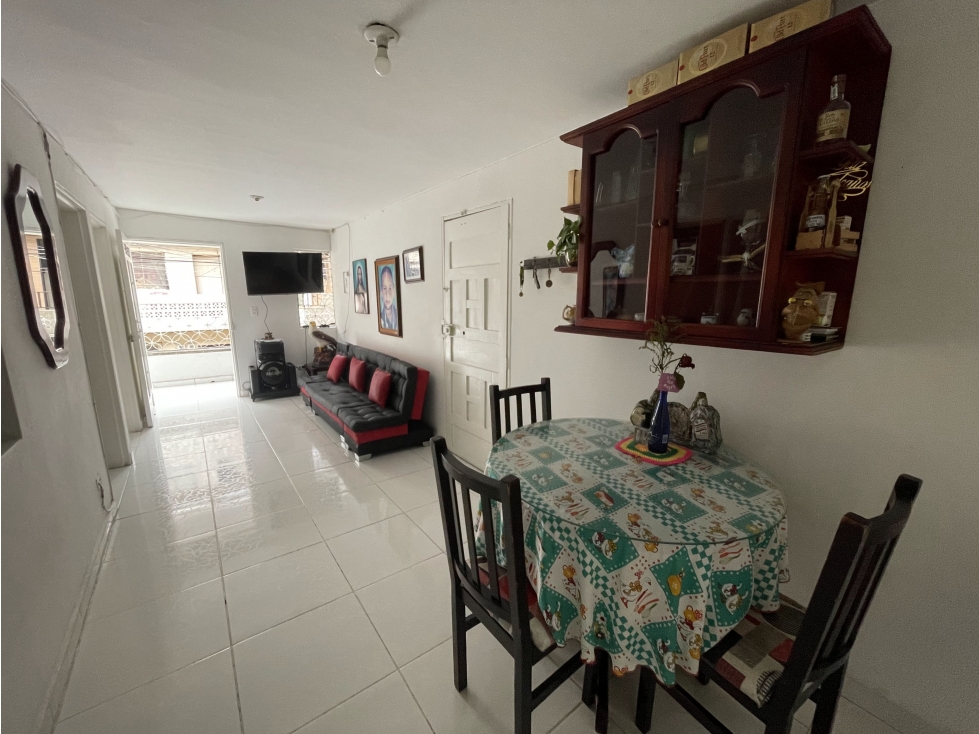 CASA EN VENTA, MEDELLÍN SECTOR CASTILLA