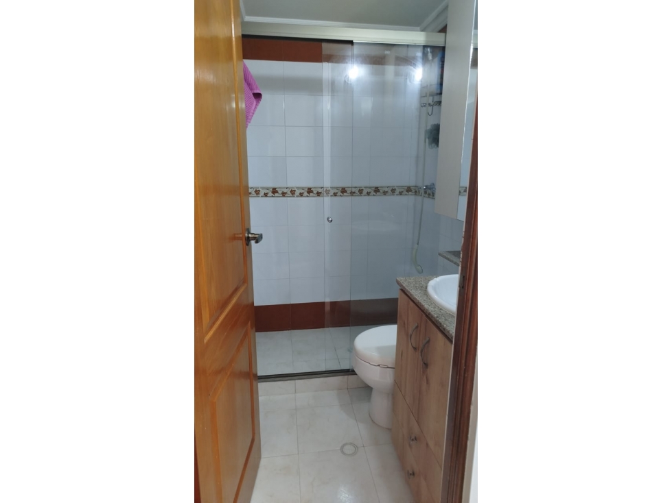 CASA DE DOS NIVELES EN ARRIENDO EN ENVIGADO, CAMINO VERDE — foto 6