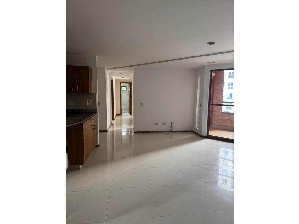 SE VENDE APARTAMENTO, SABANETA SECTOR AVES MARIAS P10