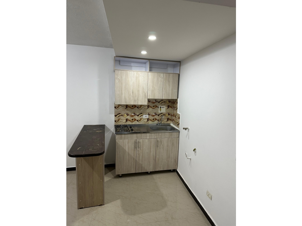 CESIÓN DE APARTAESTUDIO EN ARRIENDO EN SAN JOSÉ LA ESTATUA P2 — foto 2