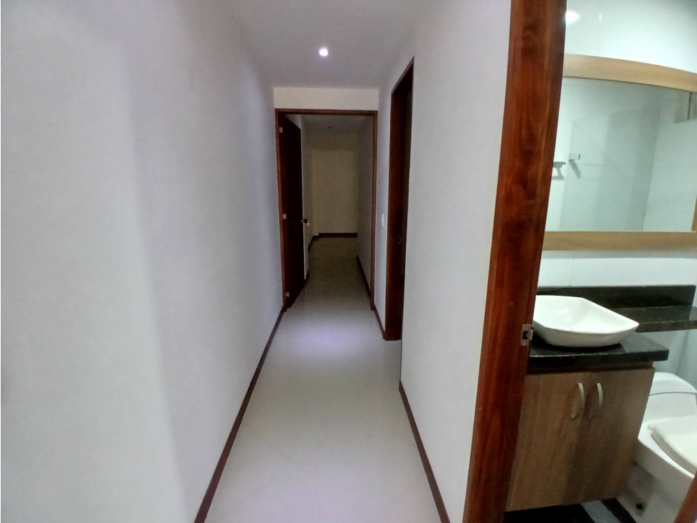SE VENDE APARTAMENTO EN ENVIGADO SECTOR EL TRIANON — foto 3