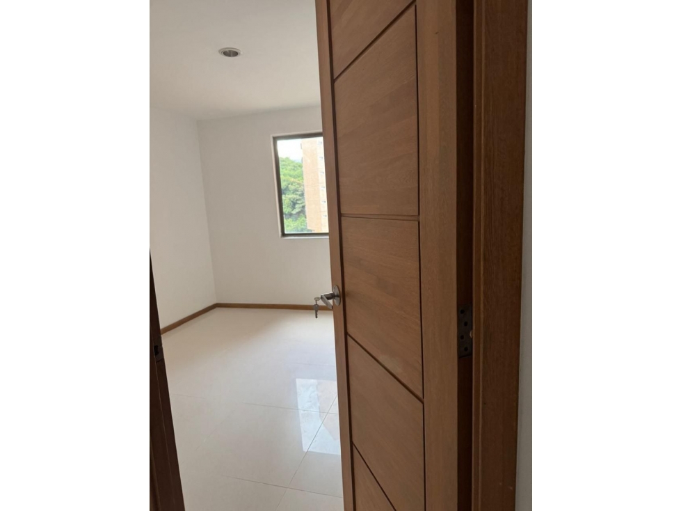 SE VENDE APARTAMENTO, SABANETA SECTOR AVES MARIAS P10 — foto 5