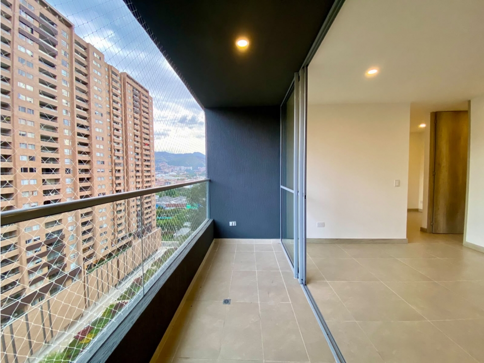 APARTAMENTO EN ARRIENDO EN MEDELLÍN CUIDAD DEL RÍO P15 — foto 5