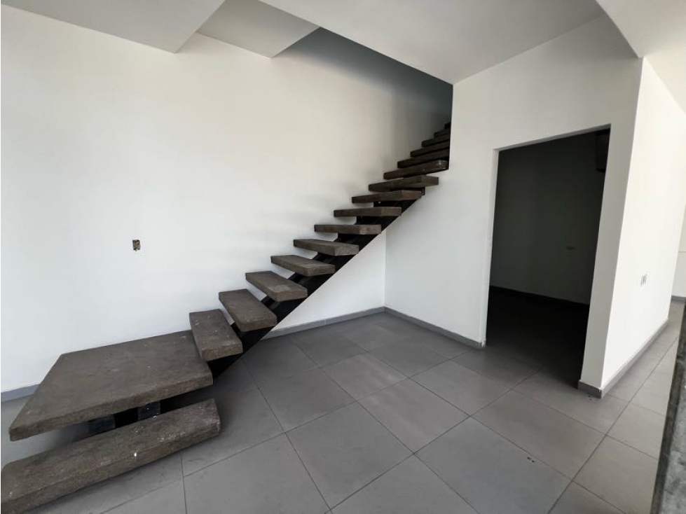 SE ARRIENDA LOCAL DUPLEX EN ENVIGADO AV LAS VEGAS — foto 3