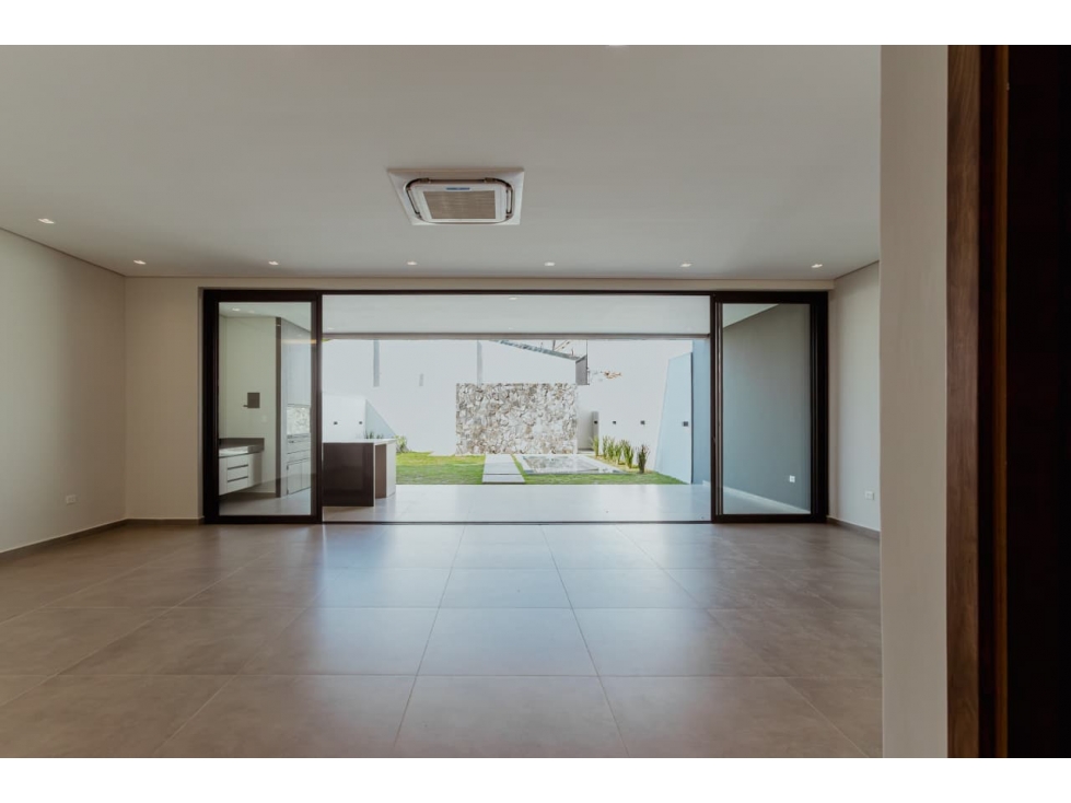 VENDO CASA MINIMALISTA A ESTRENAR ZONA PRIMER PRESIDENTE — foto 5