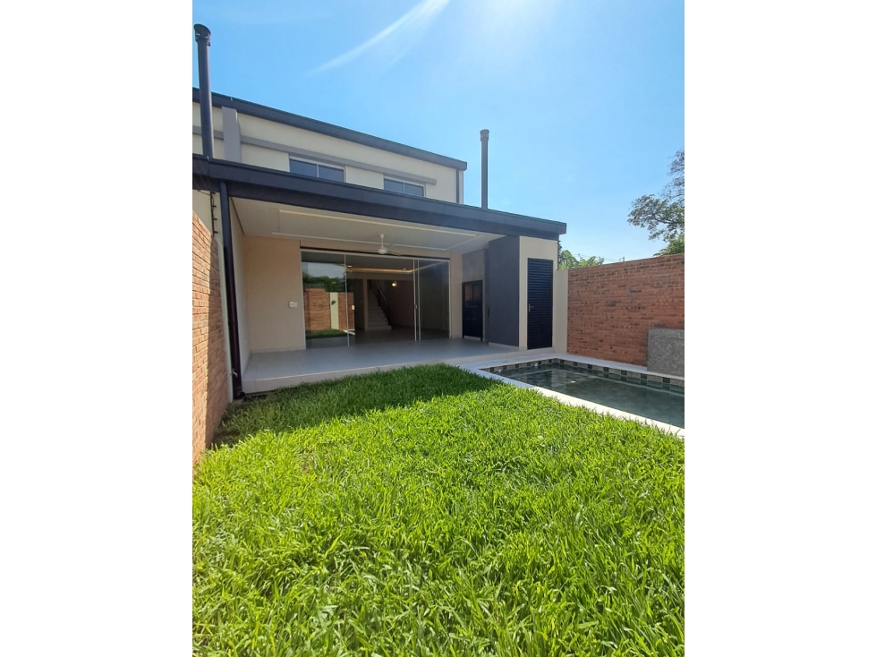 ALQUILO DUPLEX A ESTRENAR EN LUQUE ZONA PLAZA MADERO - 1