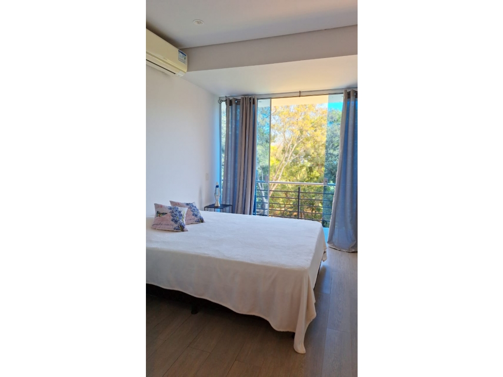 SAN BERNARDINO EN VENTA AMPLIA RESIDENCIA EN BARRIO CERRADO. - 4
