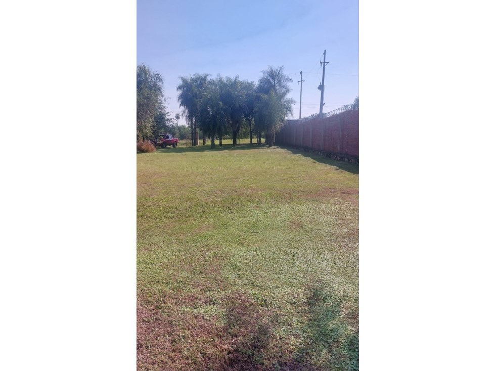 VENDO TERRENO EN SAN BERNARDINO ZONA CRISTOBAL COLON. - 1