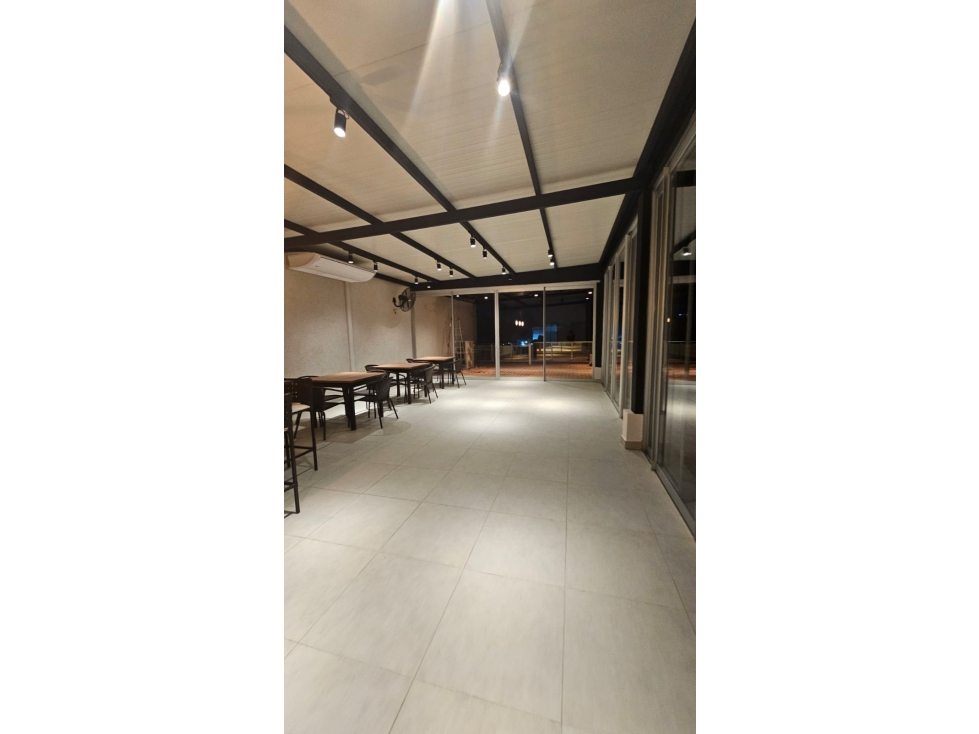 ALQUILO OFICINA EN EDIFICIO CORPORATIVO BARRIO YCUA SATI. — foto 4