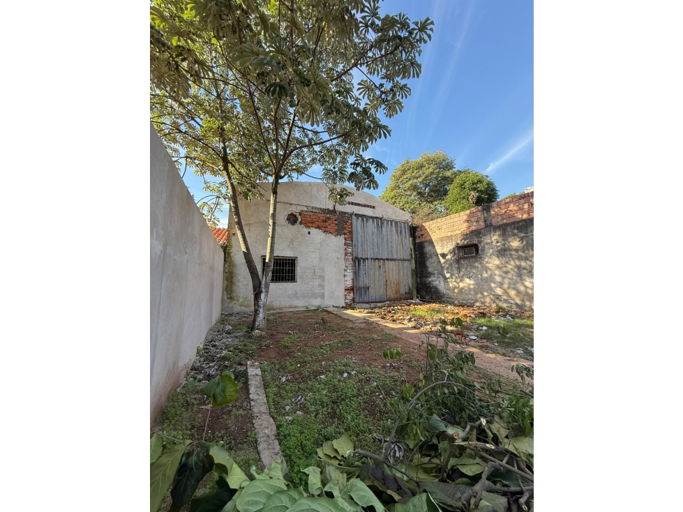 EN OFERTA TINGLADO A TERMINAR EN BARRIO TACUMBÚ - 4