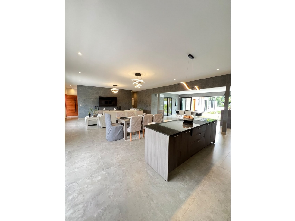 ALQUILO HERMOSA CASA EN SAN BERNARDINO PUERTA DEL LAGO — foto 4