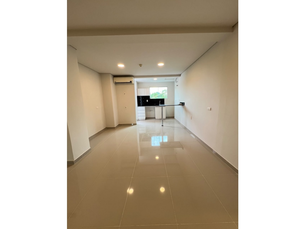 ALQUILO AMPLIO DEPARTAMENTO DE 1 DORMITORIO ZONA SANTÍSIMA TRINIDAD. — foto 2