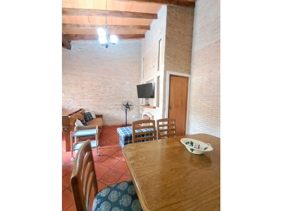 ALQUILO CASA AMOBLADA DE 2 DORMITORIOS EN LUQUE ZONA LOS JARDINES - 5