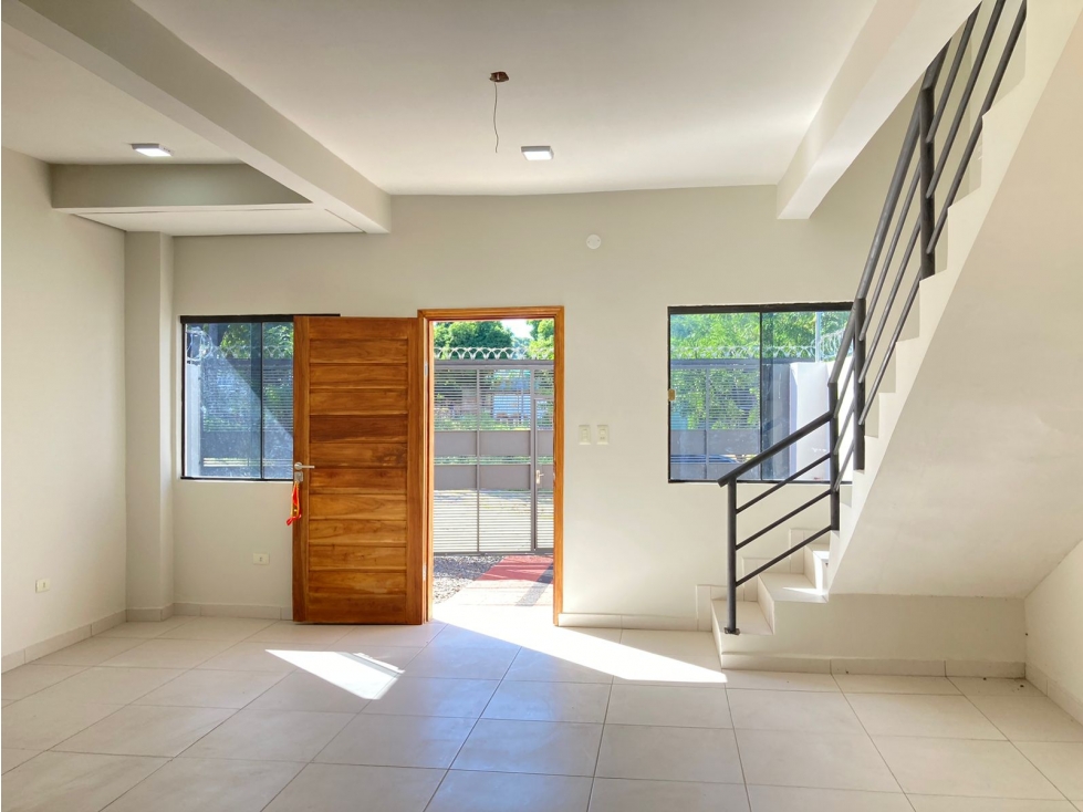 BAJAMOS DE PRECIO! ALQUILER DE DUPLEX A ESTRENAR EN LAMBARE - 3