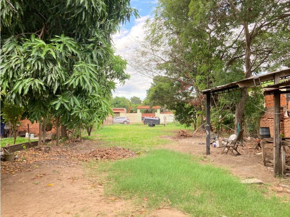 OFERTA! Terreno en excelente ubicación en Mariano Roque Alonso - 2