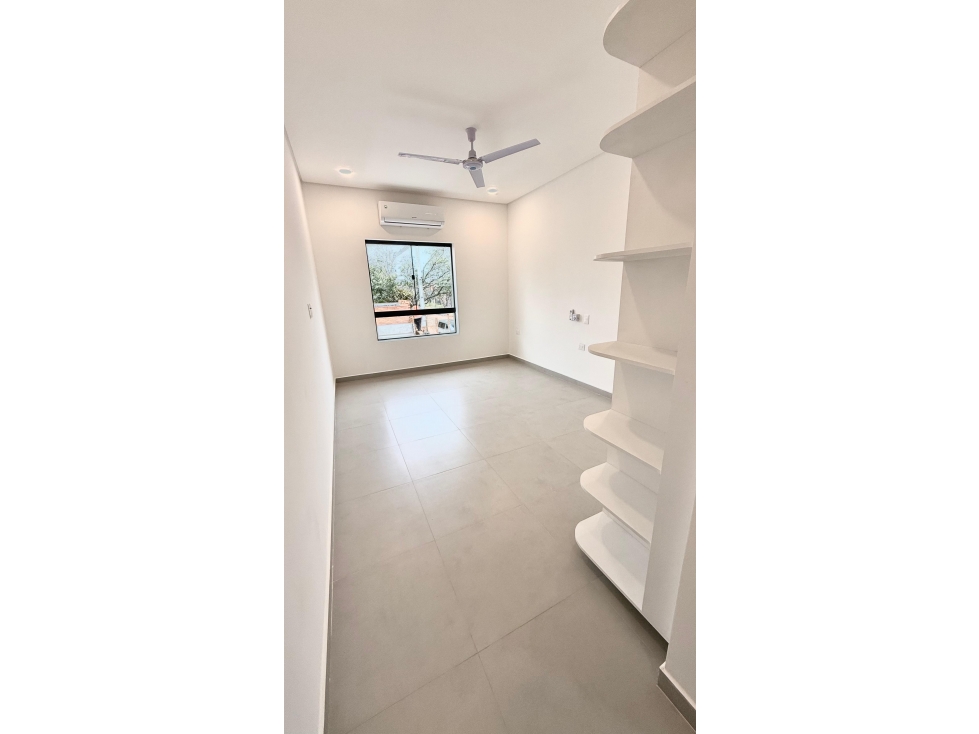 ALQUILO CASA PAREADA A ESTRENAR EN LUQUE ZONA PLAZA MADERO - 6