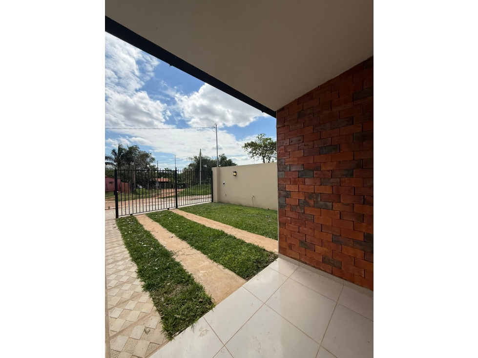 VENDO CHALET A ESTRENAR EN LUQUE MORA CUE - 2