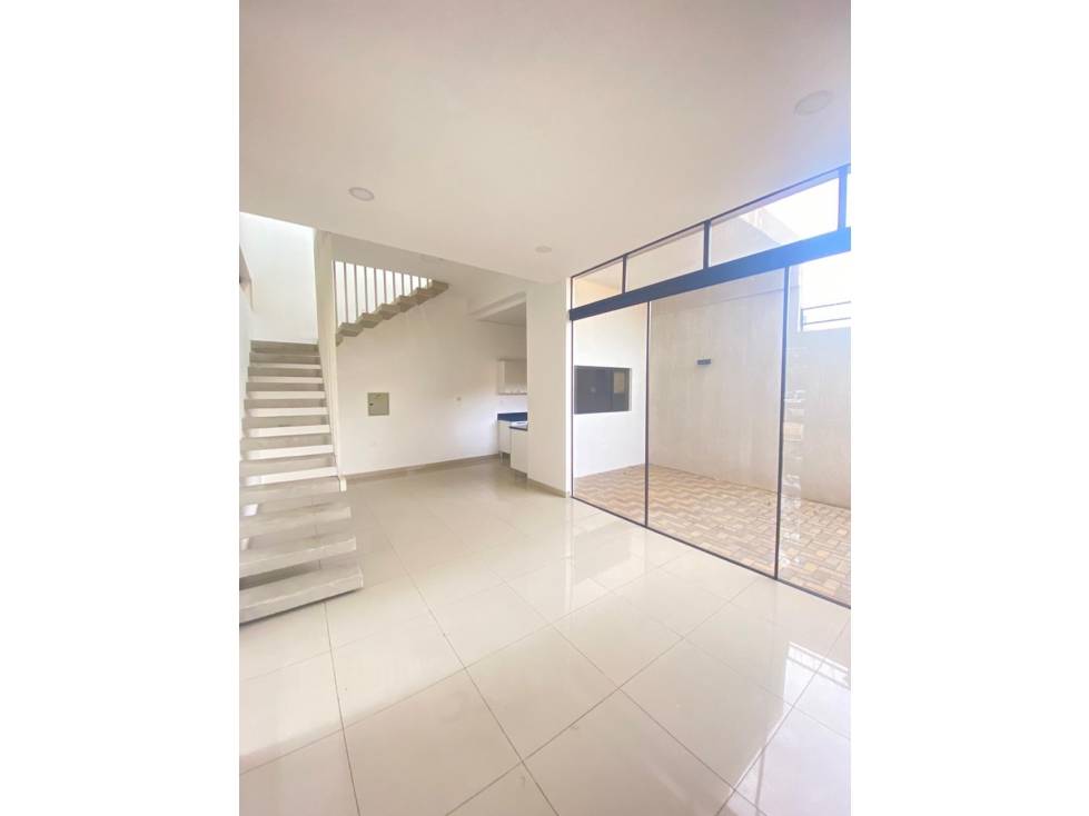 ALQUILO DUPLEX DE 3 DORMITORIOS EN LOMA PYTA - 4