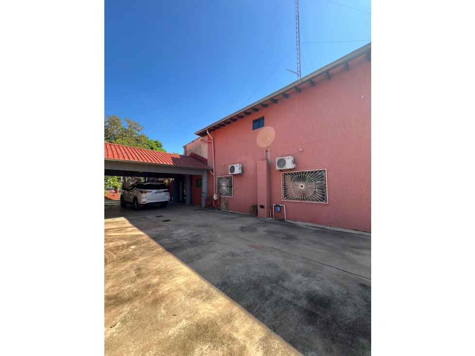 CASA EN VENTA EN CAPIATÁ | CON FRENTE COMERCIAL - 4