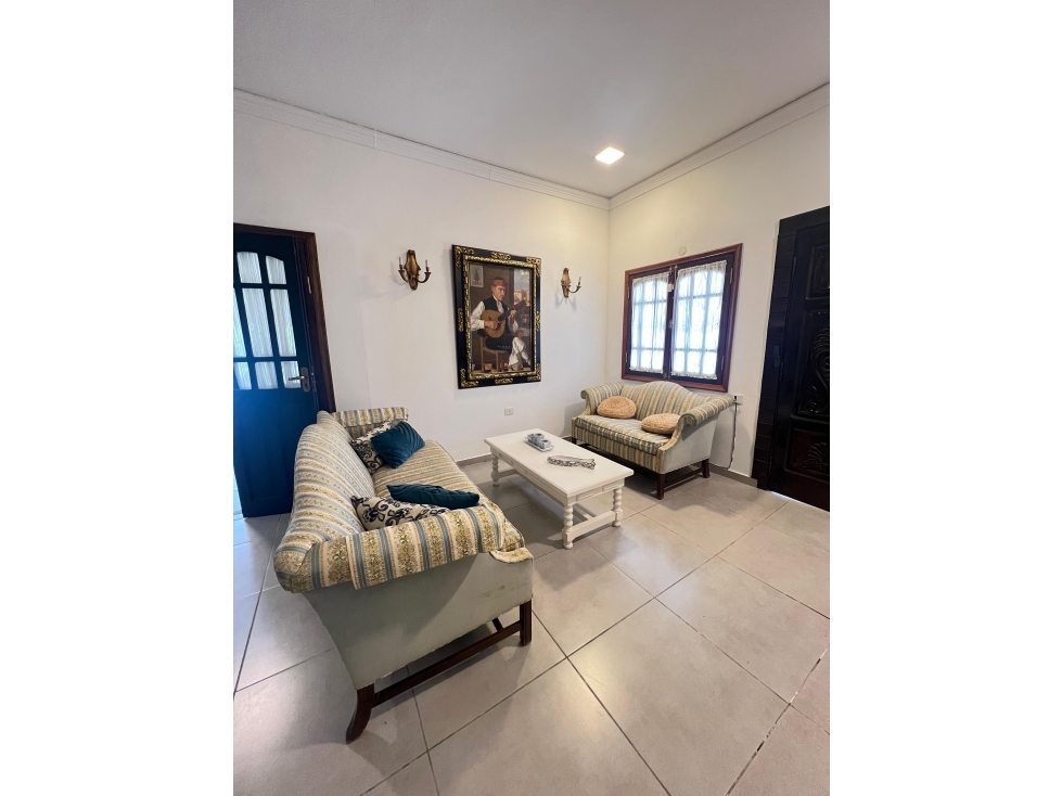 ALQUILO HERMOSA CASA DE 4 DORMITORIOS EN SAN BERNARDINO TEMPORADA BAJA — foto 3