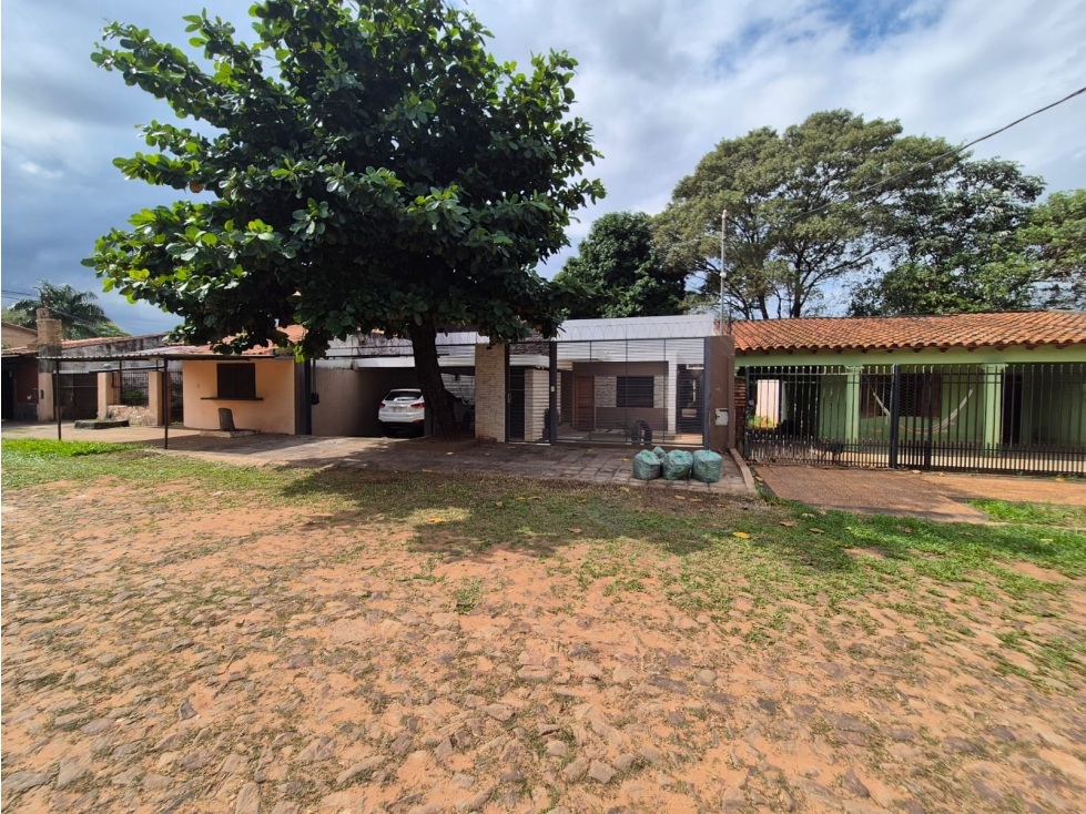 VENDO CASA EN EL BARRIO LOS NOGALES DE SAN LORENZO - 1