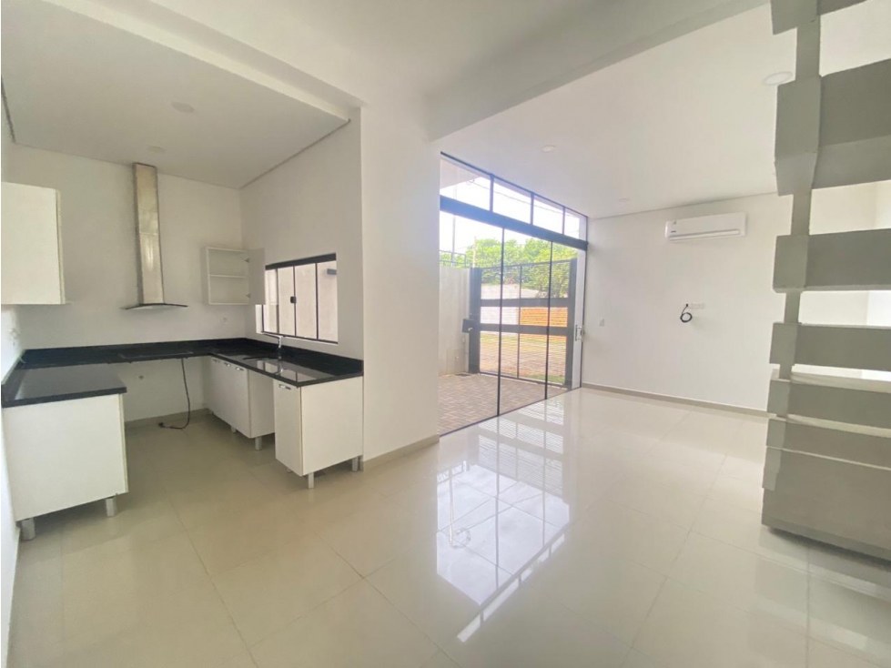 ALQUILO DUPLEX DE 3 DORMITORIOS EN LOMA PYTA - 6