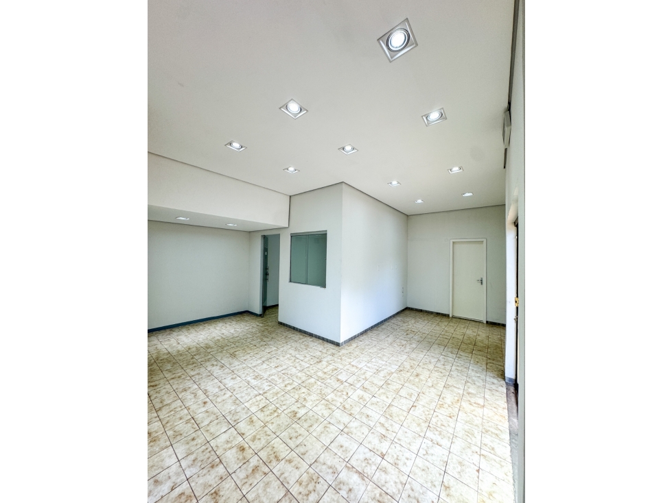 ALQUILO CASA PARA OFICINA ZONA AV ESPAÑA Y BRASILIA. — foto 2