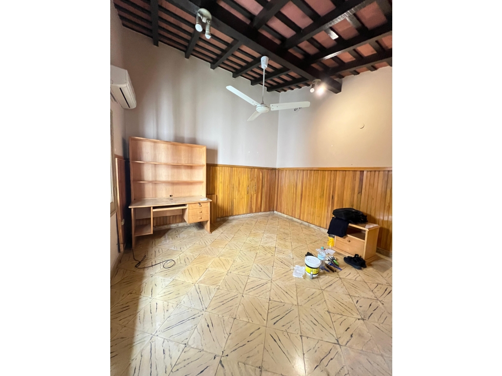 ALQUILO AMPLIA CASA EN PLANTA BAJA EN SAJONIA - 5