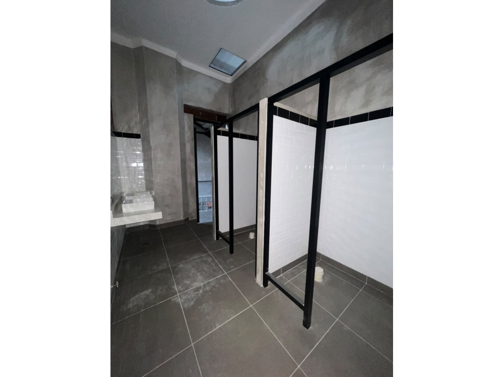 ALQUILO OFICINA EN COMPLEJO CORPORATIVO ZONA AV GRAL SANTOS. — foto 6