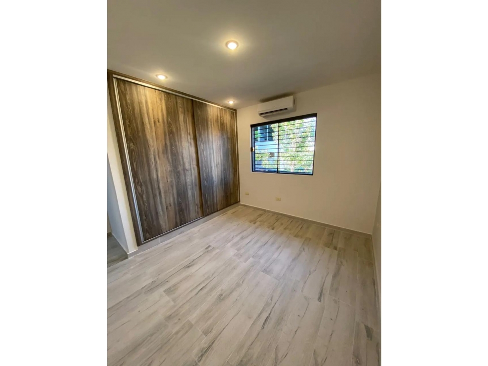 ALQUILO DUPLEX CON O SIN MUEBLES EN BARRIO MBURUCUYA. - 4