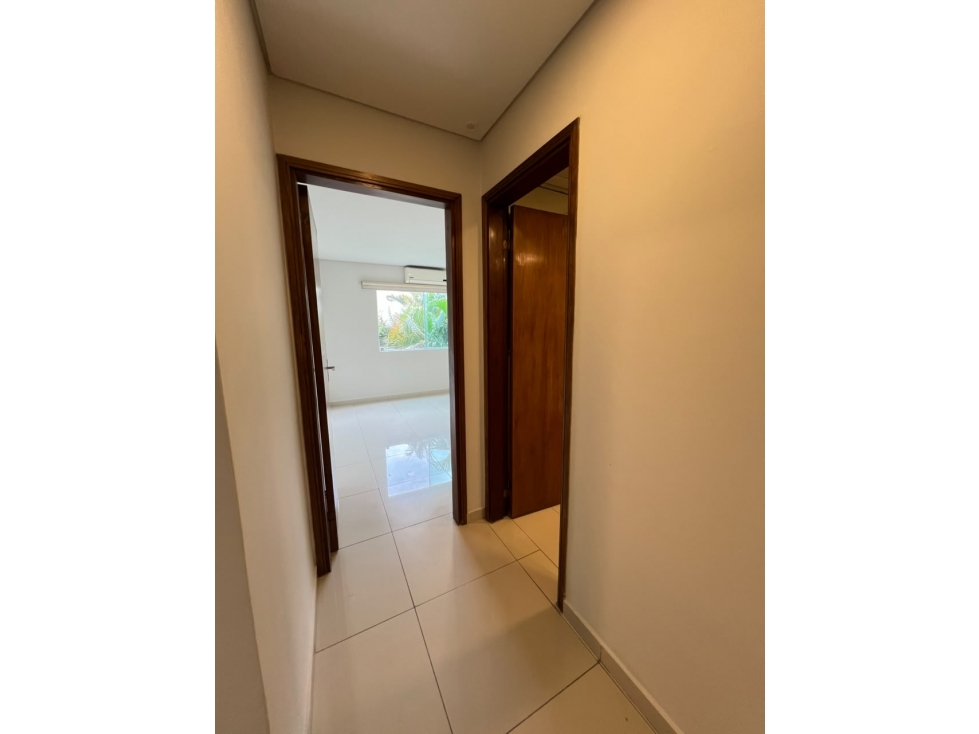 ALQUILO AMPLIO DEPARTAMENTO DE 1 DORMITORIO ZONA SANTÍSIMA TRINIDAD. — foto 6