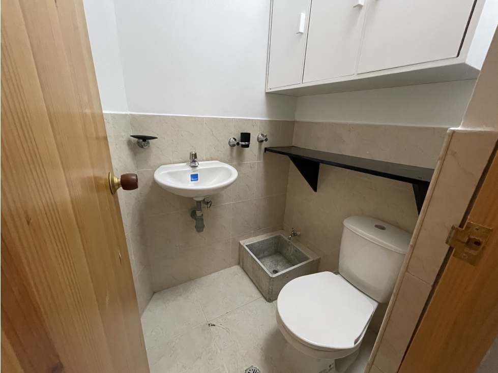 oficina en arriendo 18 metros envigado mall comercial av poblado — foto 5