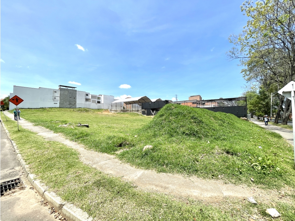 Magnifico lote comercial en rionegro