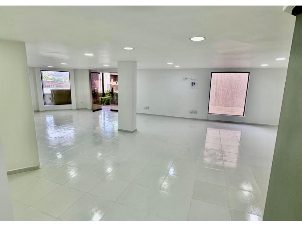ARRIENDO OFICINA - LOCAL CENTRO EJECUTIVO - CENTRO - SANTA MARTA - 3