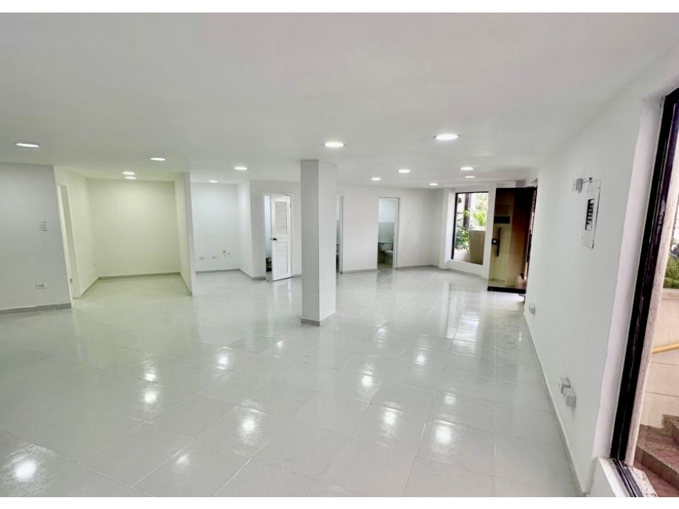 ARRIENDO OFICINA - LOCAL CENTRO EJECUTIVO - CENTRO - SANTA MARTA - 2