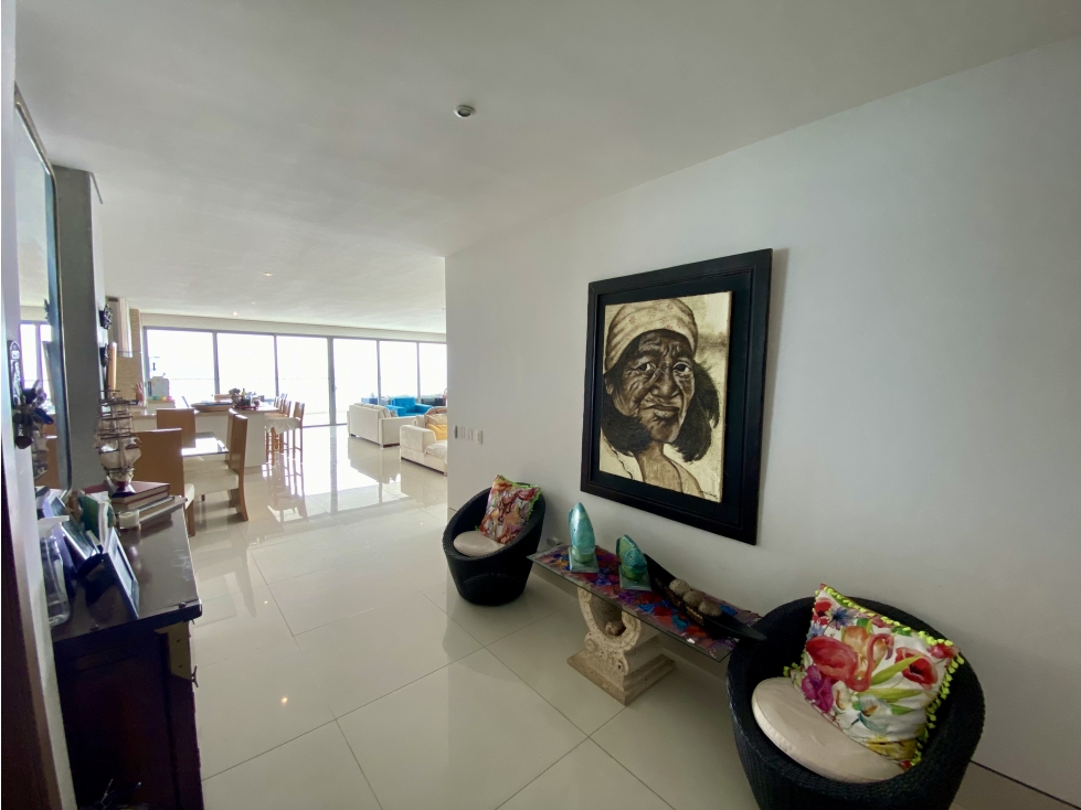 VENTA DE EXCLUSIVO APARTAMENTO CON VISTA AL MAR EN PLAYA SALGUERO — foto 2