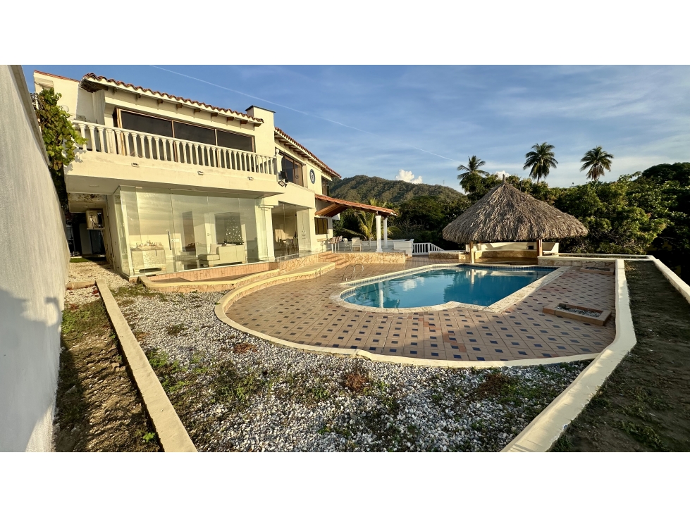 VENTA CASA DE PLAYA CON ACCESO DIRECTO AL MAR SANTA MARTA - 6