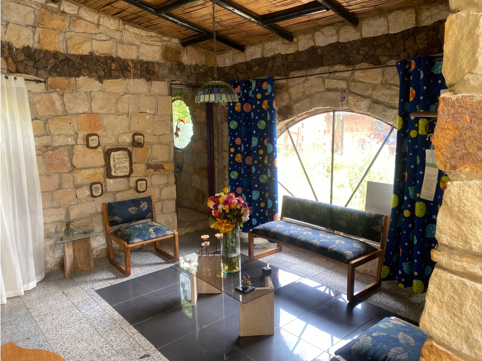 VENDO ESPECTACULAR CASA QUINTA EN TOCANCIPA DE 7780 MTS - 4