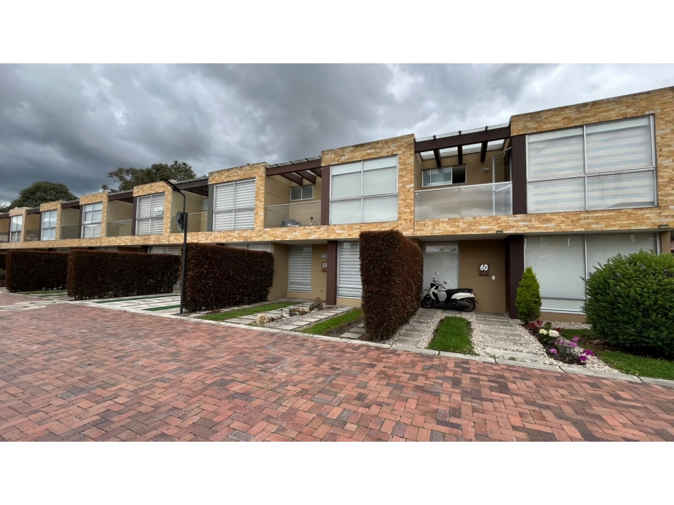 VENDO CASA CAMPESTRE EN CHIA CONJUNTO TRAMONTO - 2