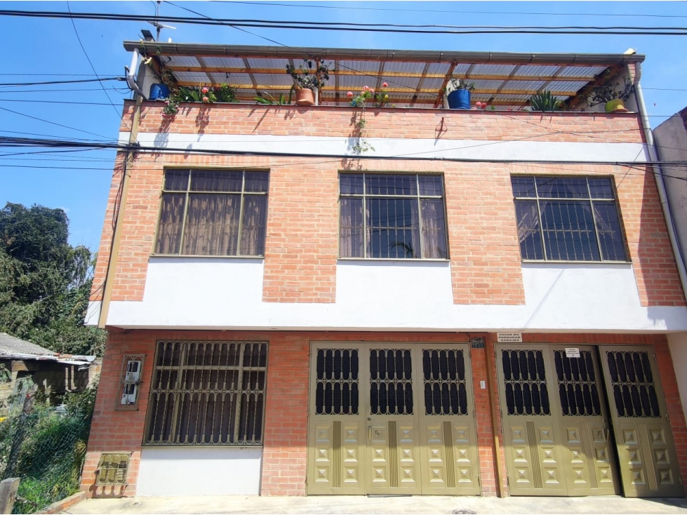 VENDO CASA COMERCIAL EN CHIA