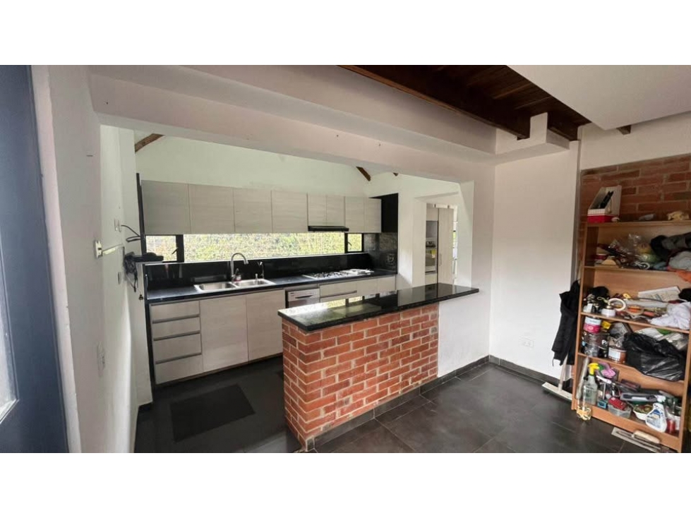 HERMOSA CASA CAMPESTRE EN VENTA EN CHÍA VEREDA TIQUIZA co5 - 6