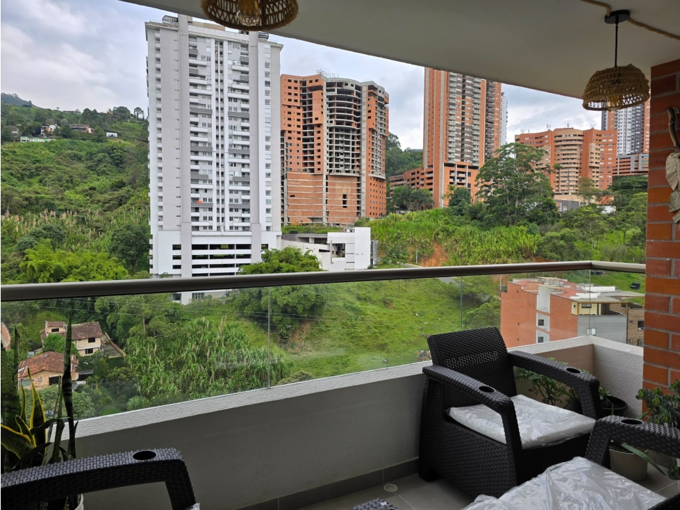 VENDO HERMOSO APARTAMENTO EN SABANETA
