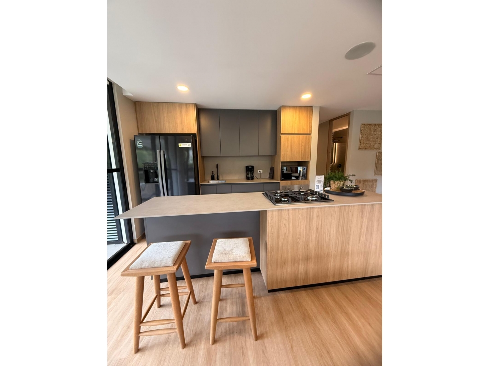 VENDO HERMOSO APARTAMENTO EN LAS VEGAS ENVIGADO — foto 3