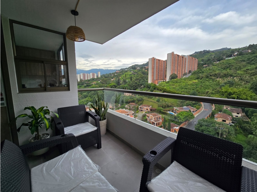 VENDO HERMOSO APARTAMENTO EN SABANETA — foto 2