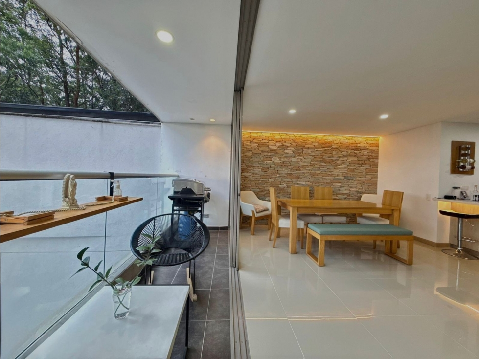 SE VENDE HERMOSO APARTAMENTO EN ENVIGADO — foto 2