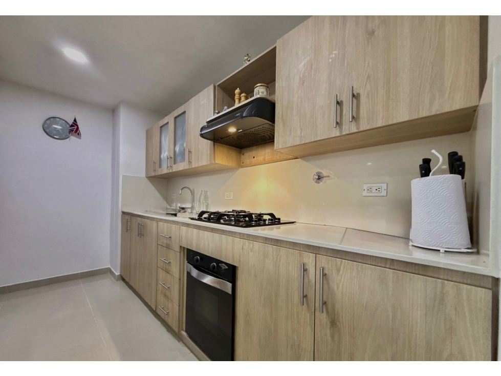 SE VENDE HERMOSO APARTAMENTO EN ENVIGADO — foto 3
