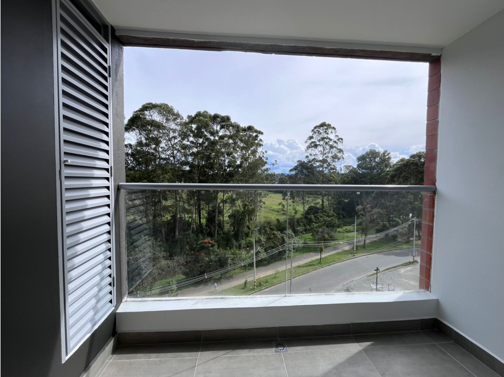 SE VENDE APARTAMENTO DE LUJO EN RIONEGRO