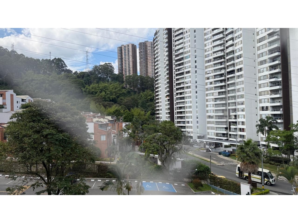 ¡OPORTUNIDAD DE INVERSION! VENDO APARTAMENTO EN LA LOMA DEL INDIO — foto 4