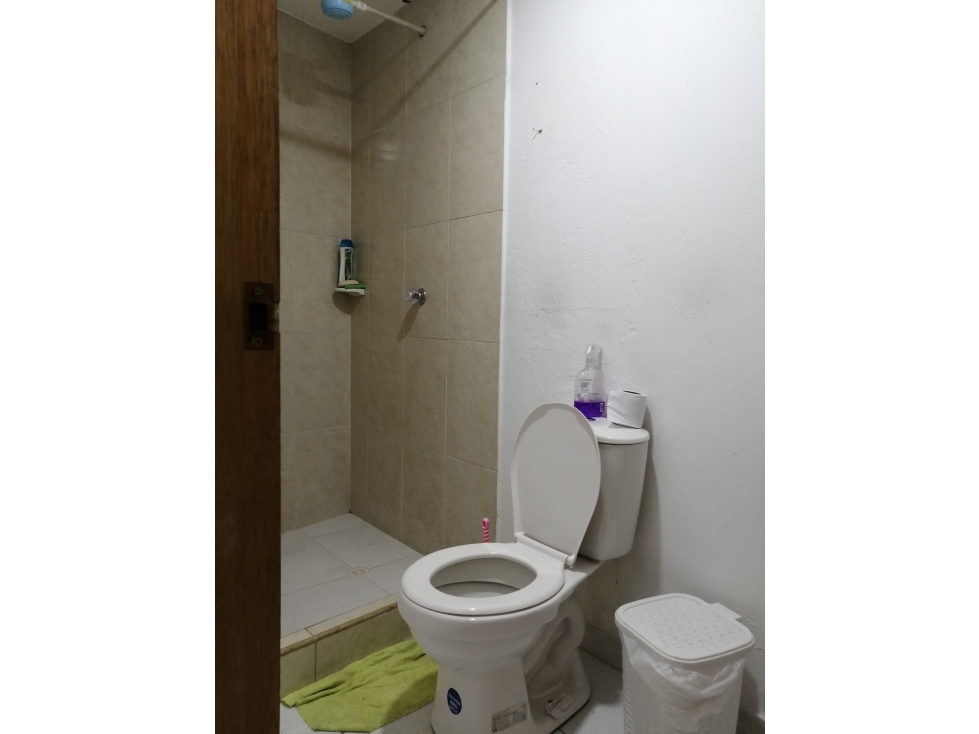 VENTA CASA COMERCIAL RENTABLE BARRIO SANTA LUCIA — foto 6